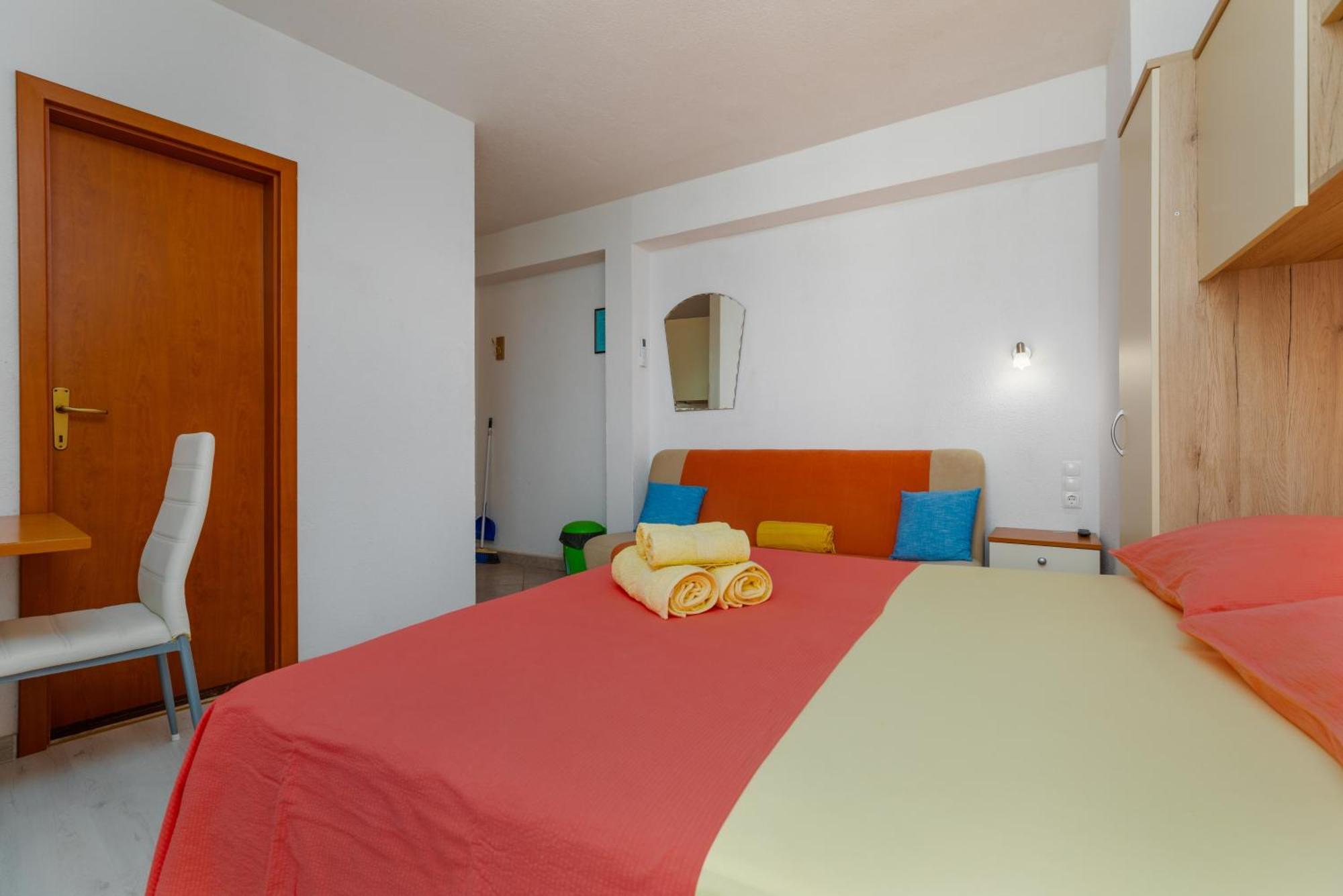 Apartments By The Sea Drasnice, Makarska - 6697 Oda fotoğraf