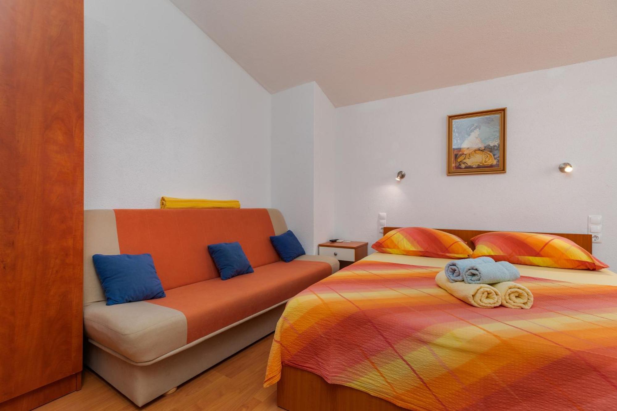 Apartments By The Sea Drasnice, Makarska - 6697 Dış mekan fotoğraf